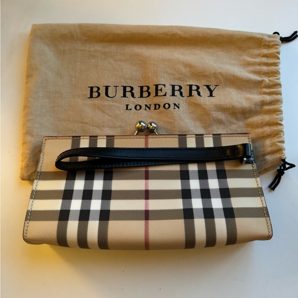 Burberry vintage clutch bag with dust bag